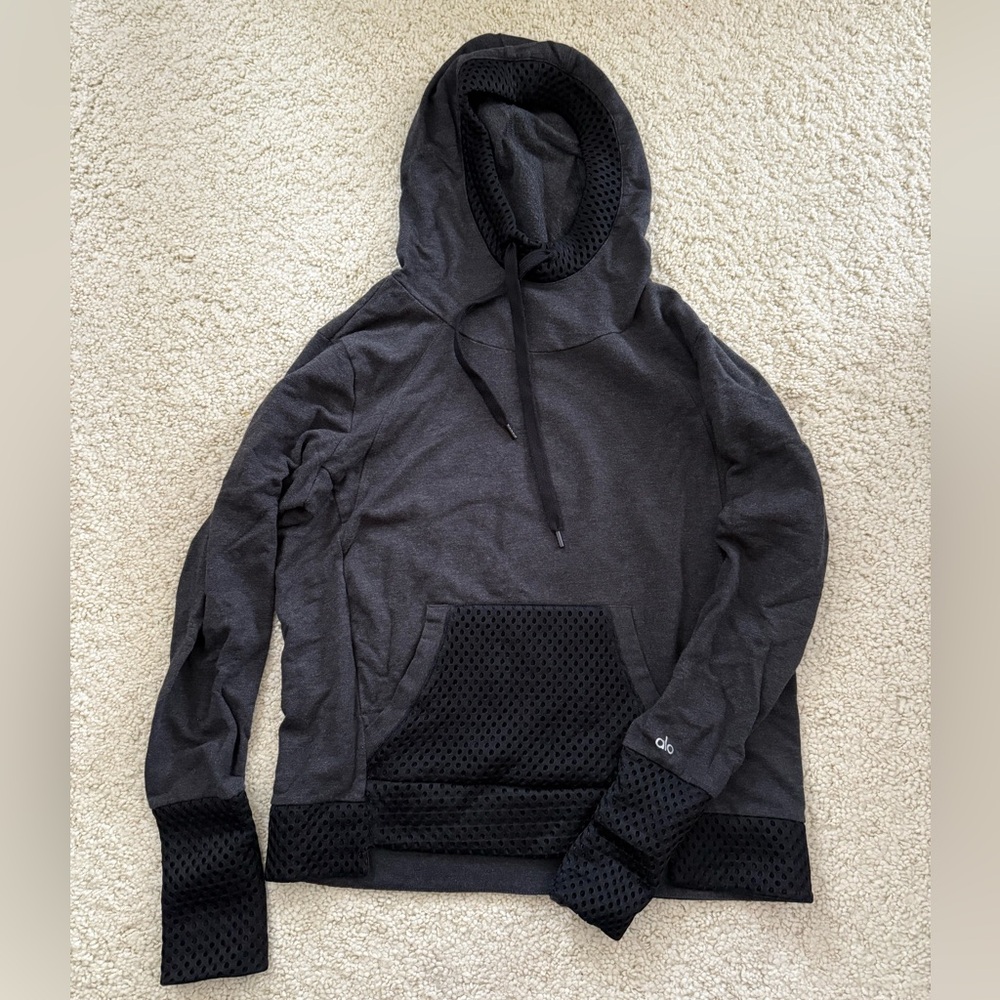 Alo Yoga Total Eclipse Hoodie sweater pullover pocket mesh grey small medium